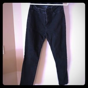 Lucky brand distressed skinny jeans